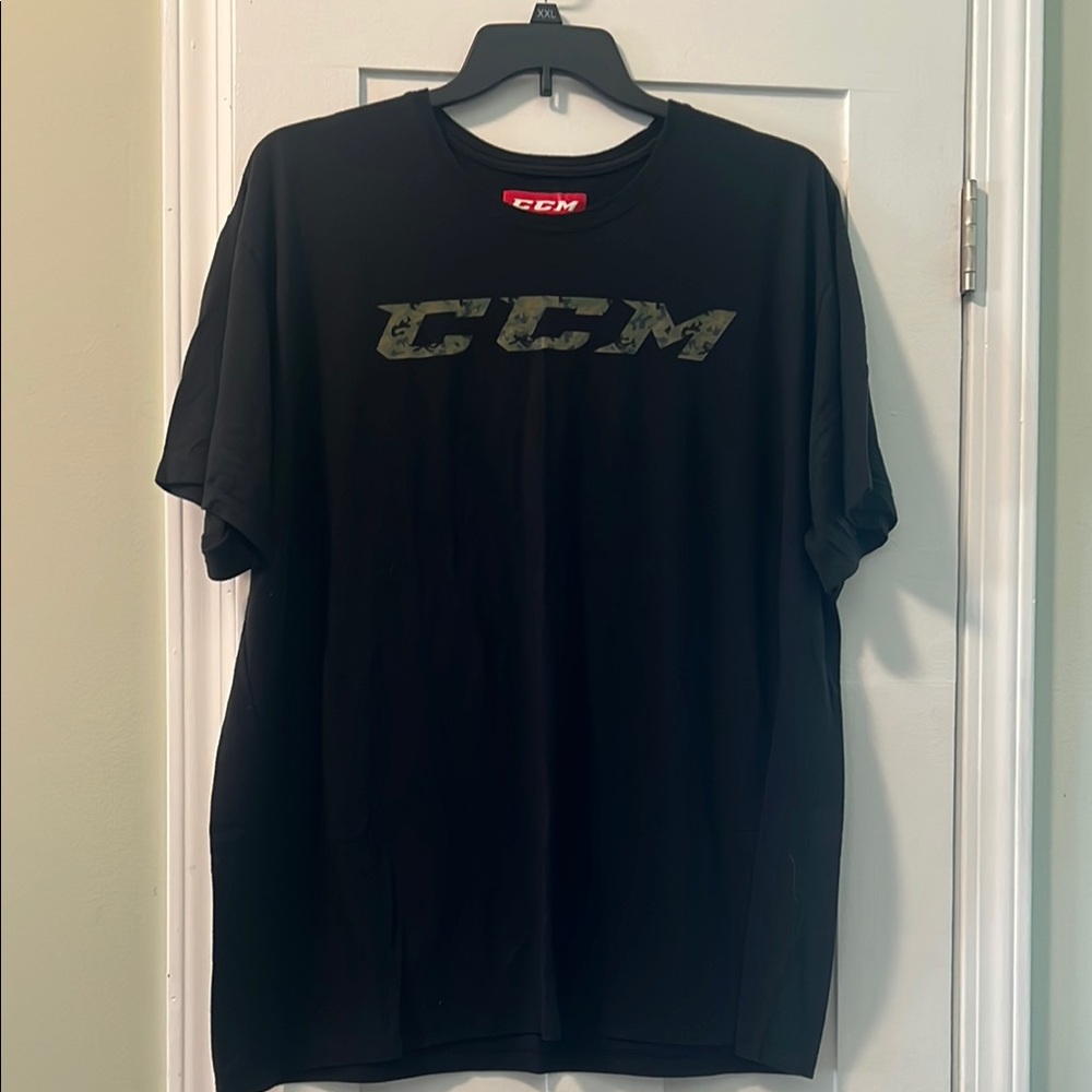 CCM Black & Camo Men's Shirt - XXL